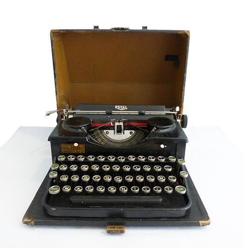 Máquina de escribir portátil Royal P