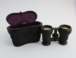 Opera binoculars with box