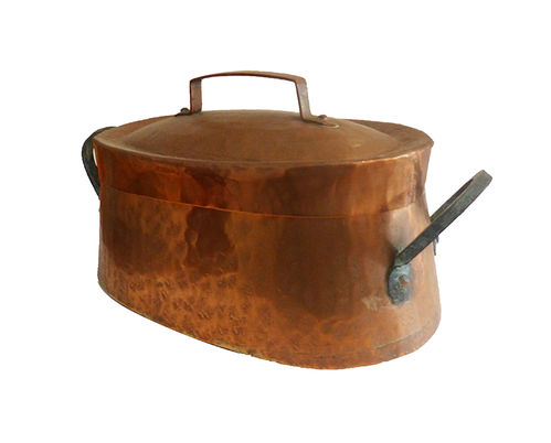 Copper pan with lid