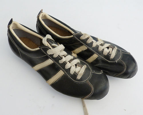 Fur soccer boots