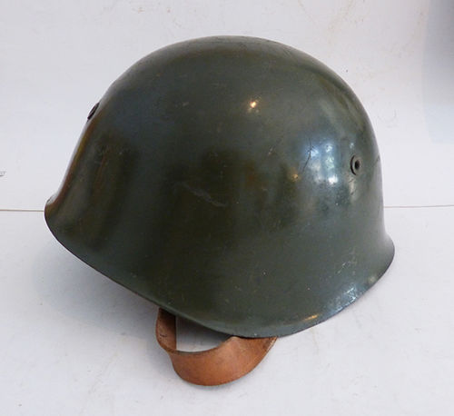 Italian helmet M933