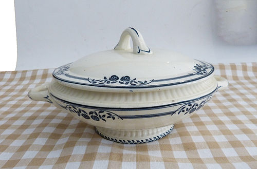 French porcelain tureen