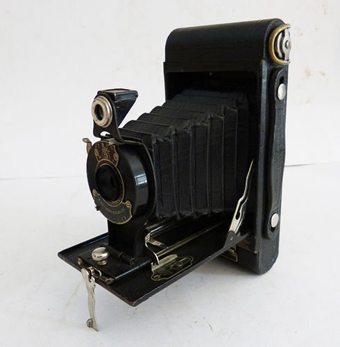Nº2A Model B Hawk Eye folding camera
